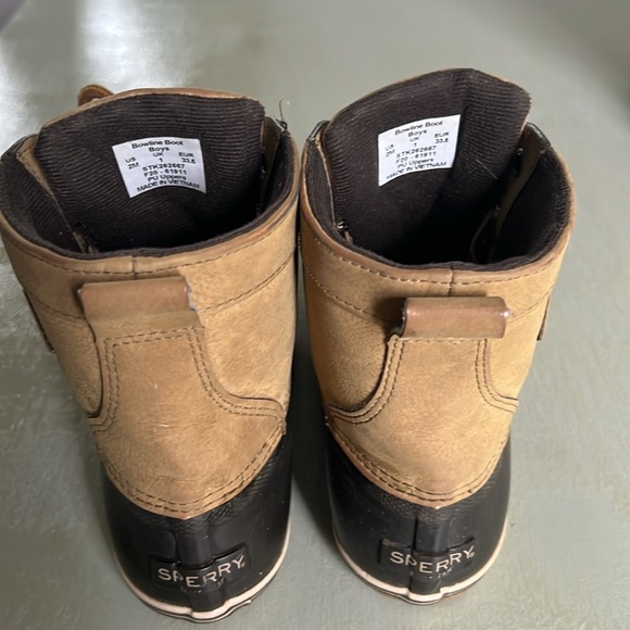 Sperry Little Boy's Bowline Tan Duck Boots Sz: 2M - Picture 4 of 5